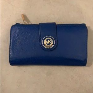 Large Michael Kors Wallet